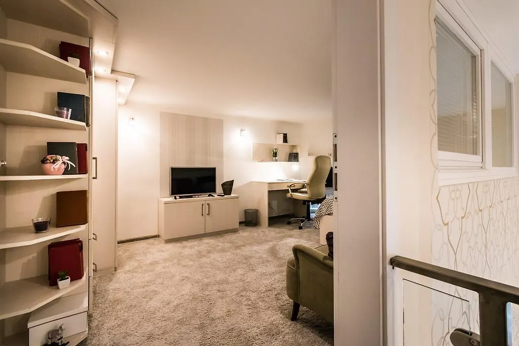 Dr. House Apartment Budapeşte Macaristan