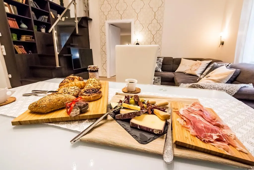 Dr. House Apartment Budapeşte Macaristan